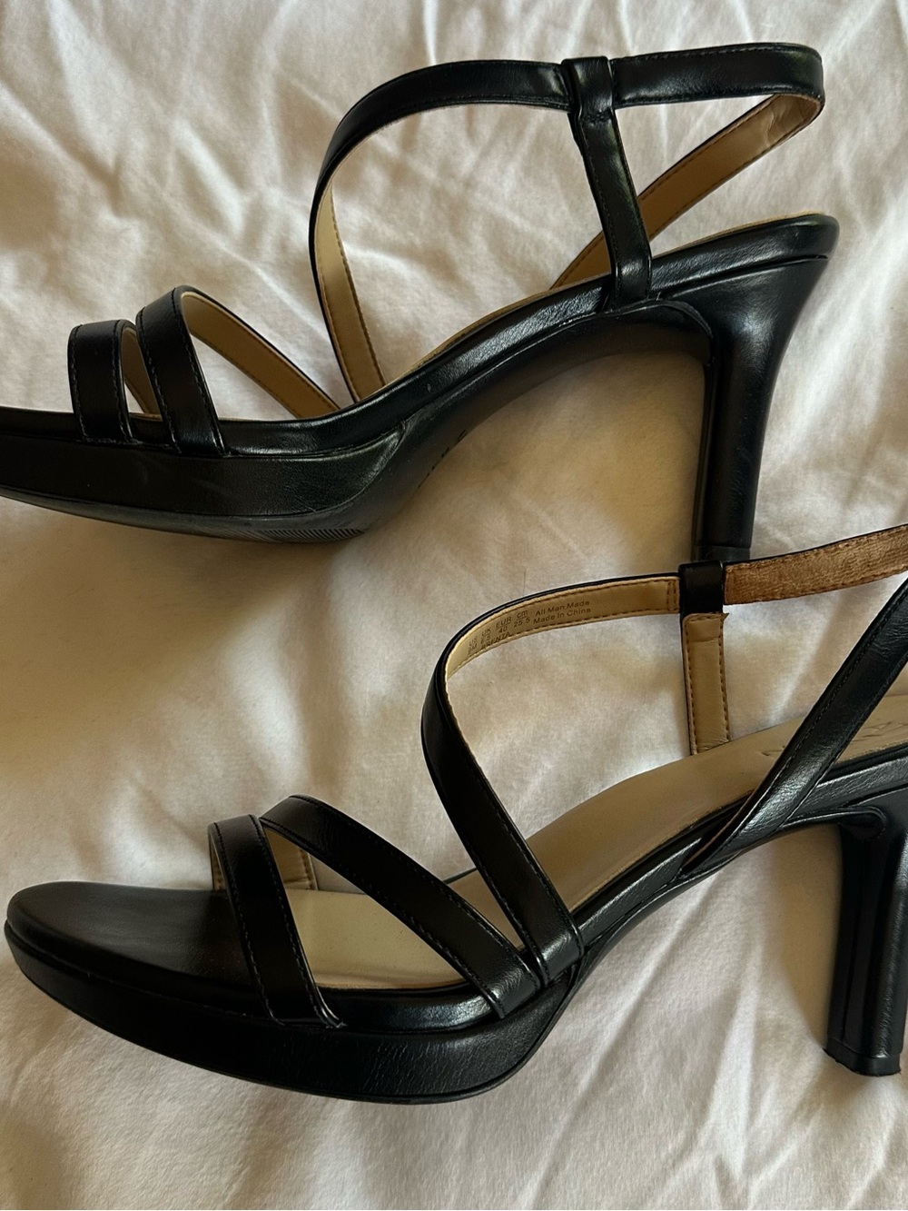 Naturalizer Brenta Black Strappy Women's Dress Sandals - Picture 5 of 11